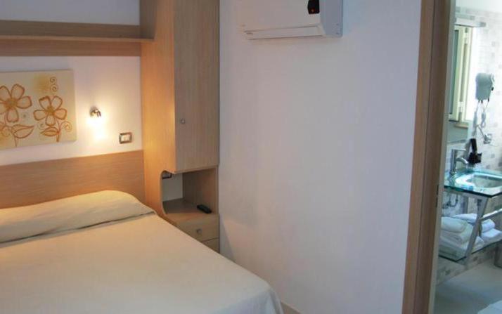 B&B Ala Marina 佩斯基奇 客房 照片
